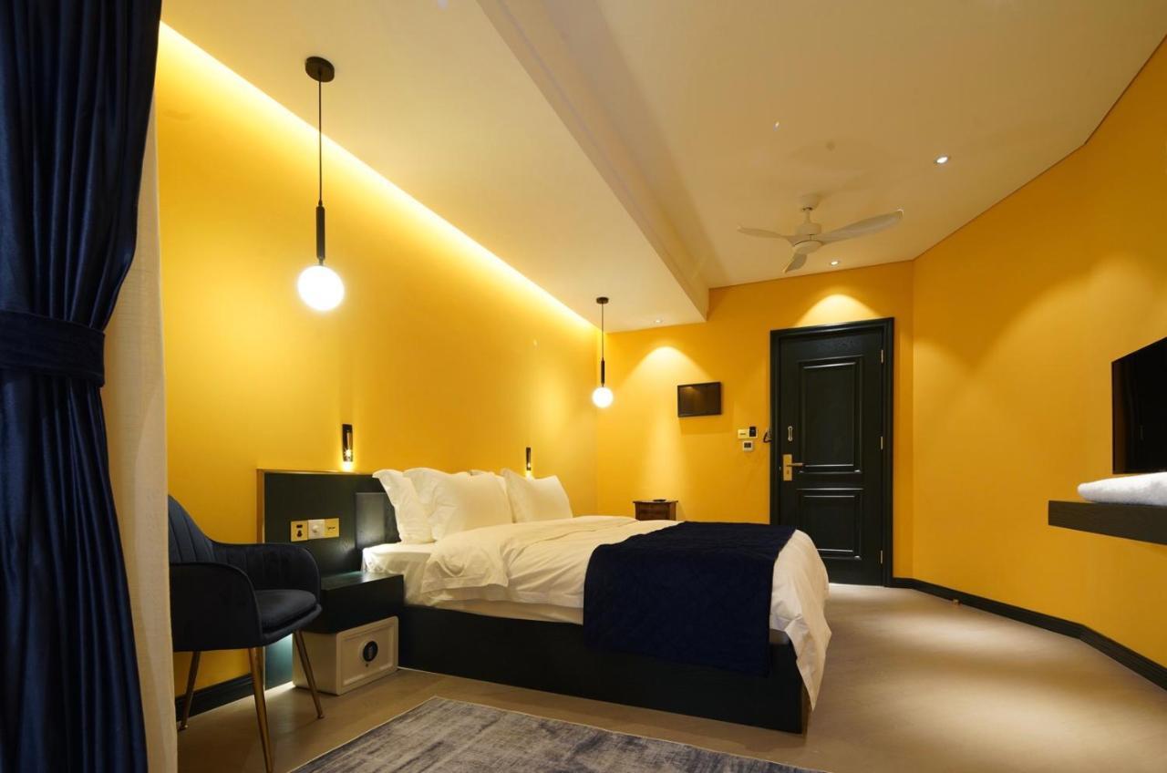 קונמינג Moon And Chalice Boutique Hotel מראה חיצוני תמונה