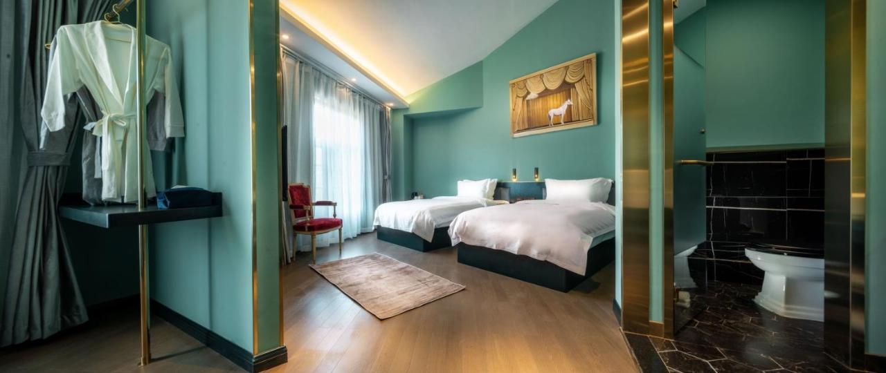 קונמינג Moon And Chalice Boutique Hotel מראה חיצוני תמונה